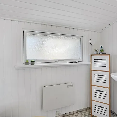 3 Bedroom Gorgeous In 哈泽斯莱乌